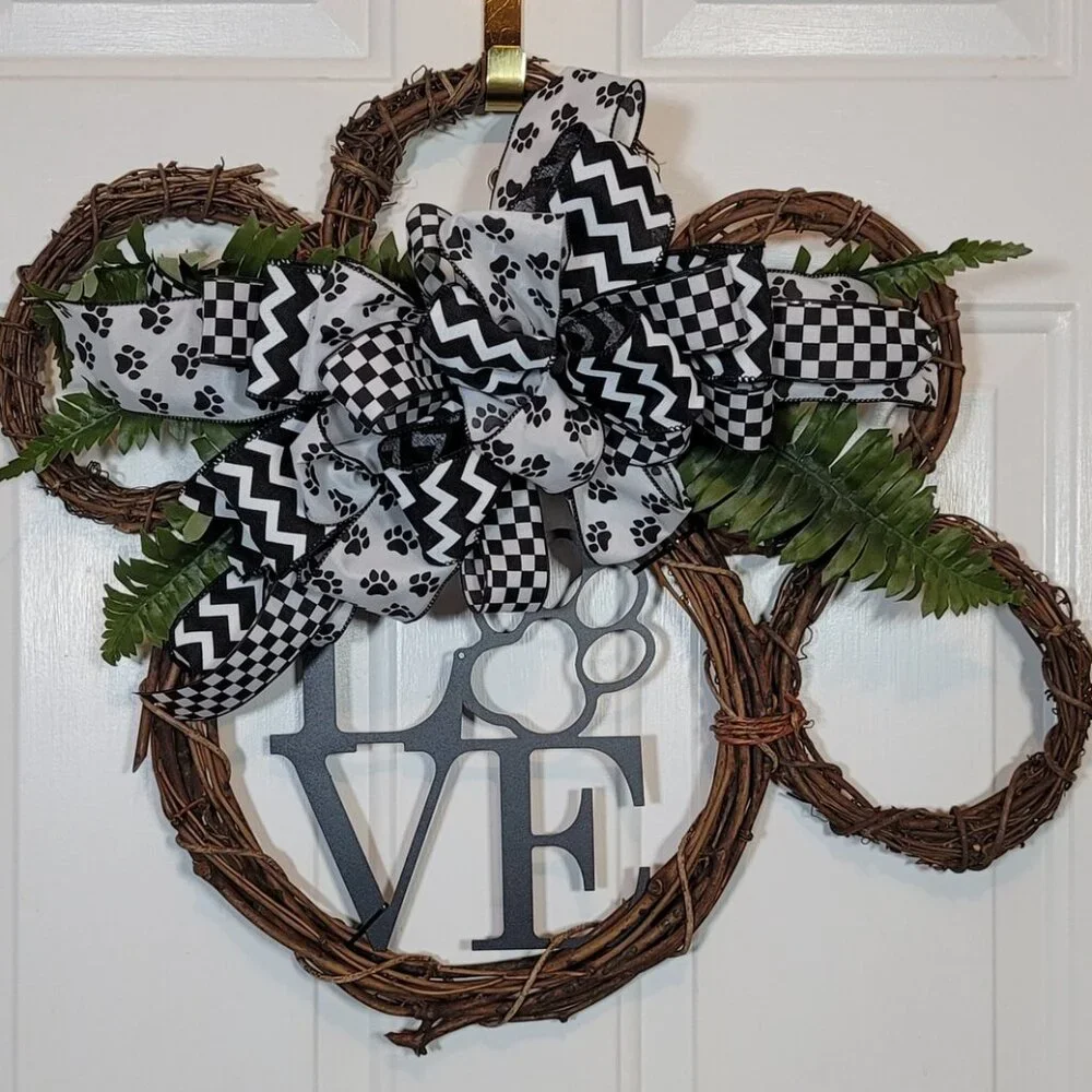 Interchangeable 2-in-1 Dog Paw Wreath w/Red/White Sequin Bow & Black/White Bows‎